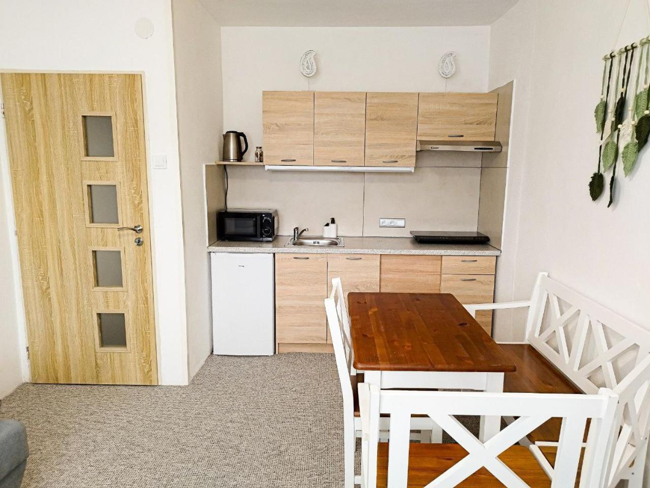 Vivi Apartments Liptovský Mikuláš Eksteriør bilde