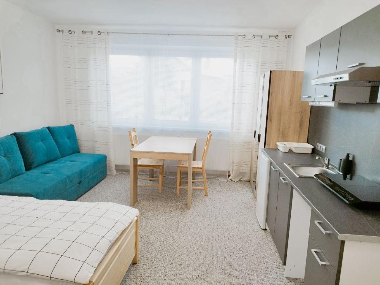 Vivi Apartments Liptovský Mikuláš Eksteriør bilde