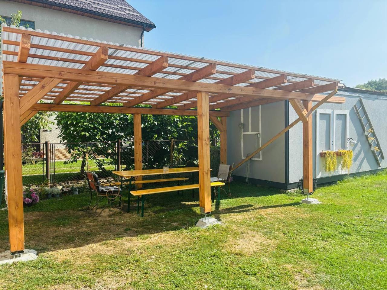 Vivi Apartments Liptovský Mikuláš Eksteriør bilde