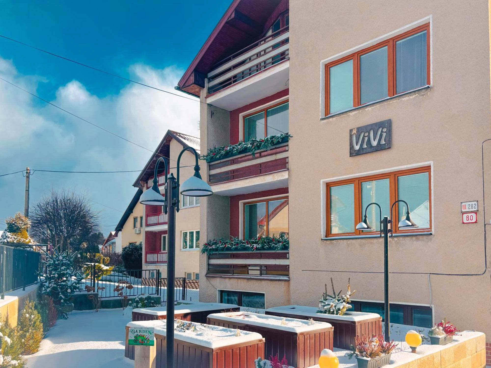 Vivi Apartments Liptovský Mikuláš Eksteriør bilde